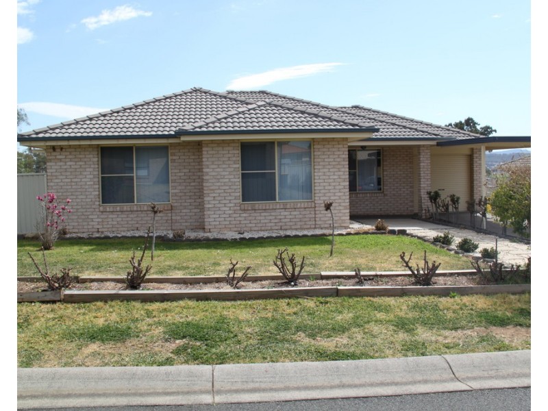 39 Warburton Drive, Tamworth NSW 2340