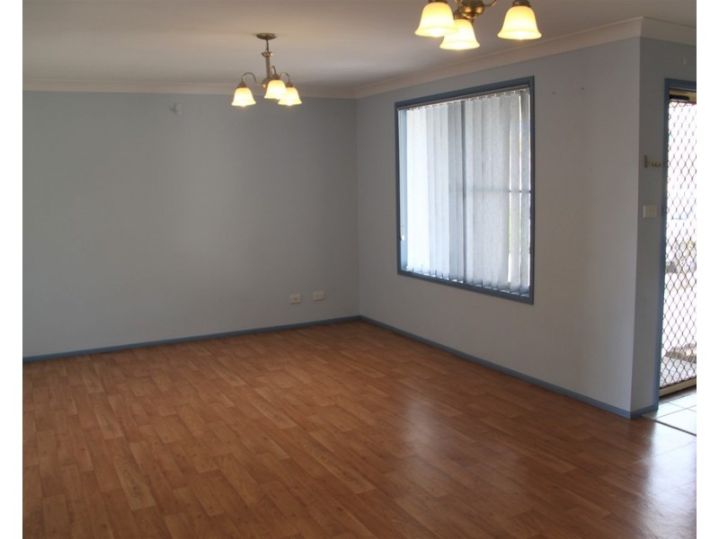 39 Warburton Drive, Tamworth NSW 2340