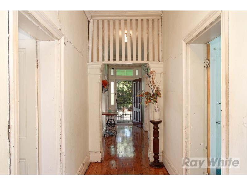 166 Carthage Street, Tamworth NSW 2340