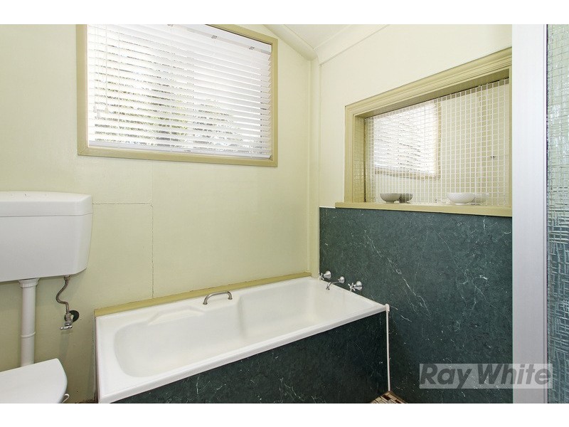 166 Carthage Street, Tamworth NSW 2340