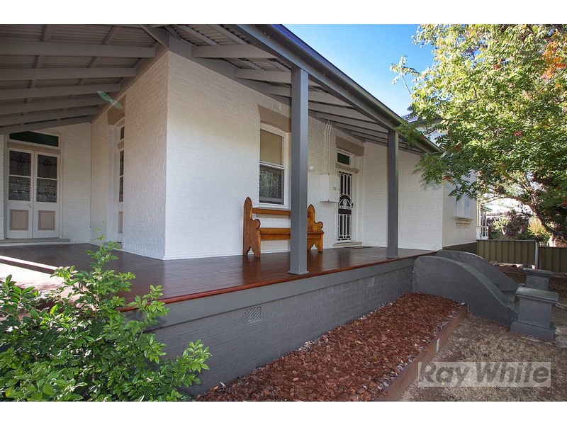 166 Carthage Street, Tamworth NSW 2340