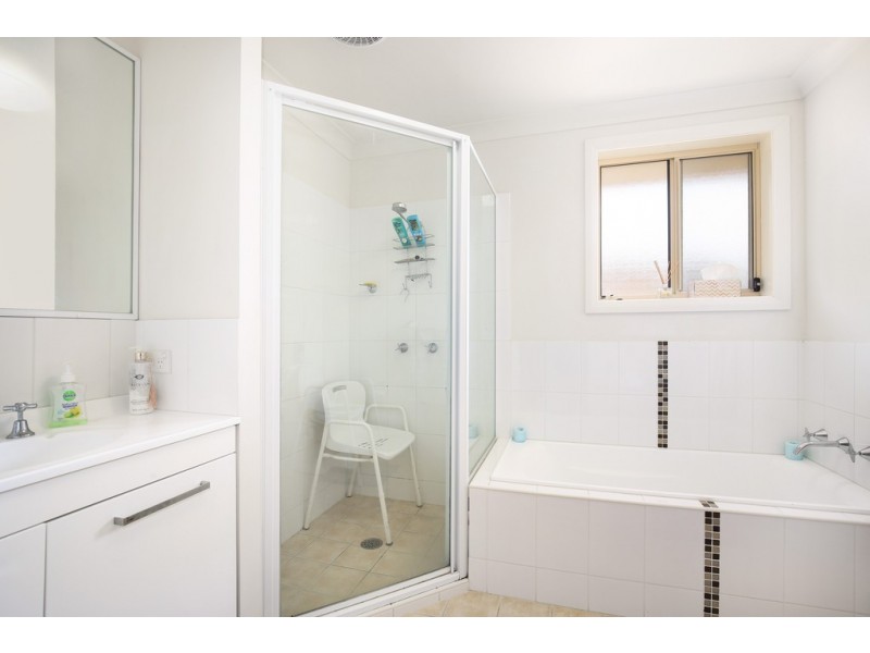 33A Cunningham Street, Westdale NSW 2340