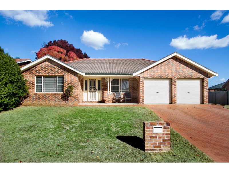6 Noonga Crescent, Tamworth NSW 2340