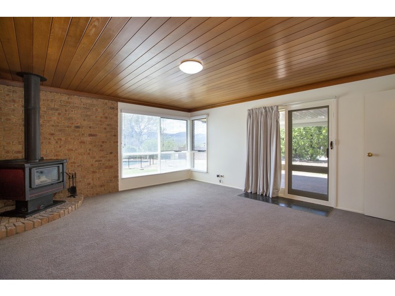 91 Fiona Drive, Tamworth NSW 2340