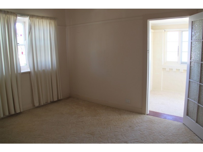 4 Palmer Street, Tamworth NSW 2340