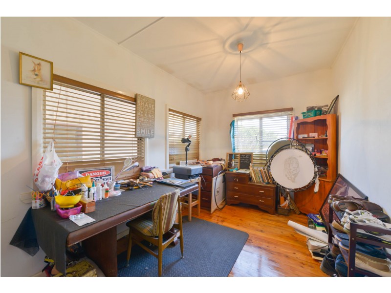 33 Edgeroy Street, Tamworth NSW 2340