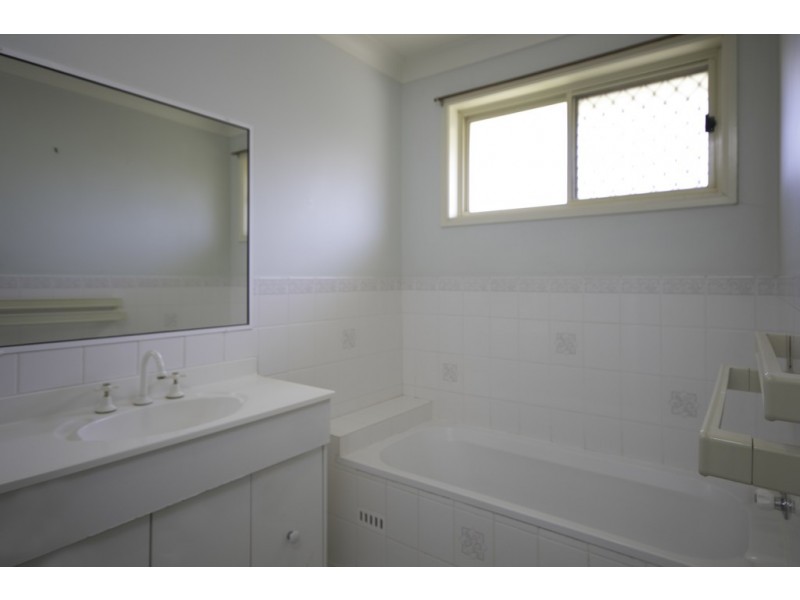 41 Janelle Street, Tamworth NSW 2340