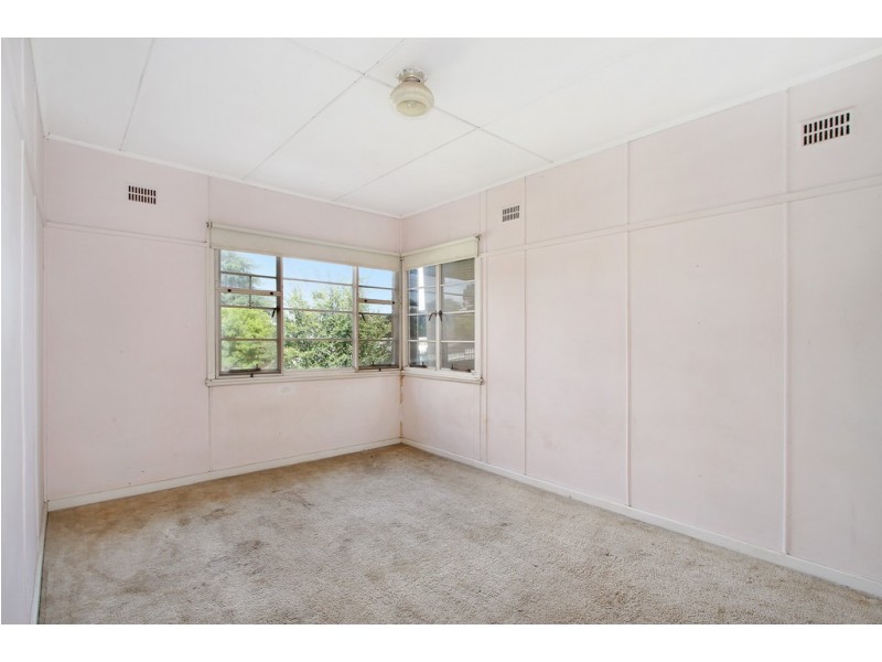 2 Rawson Avenue, North Tamworth NSW 2340