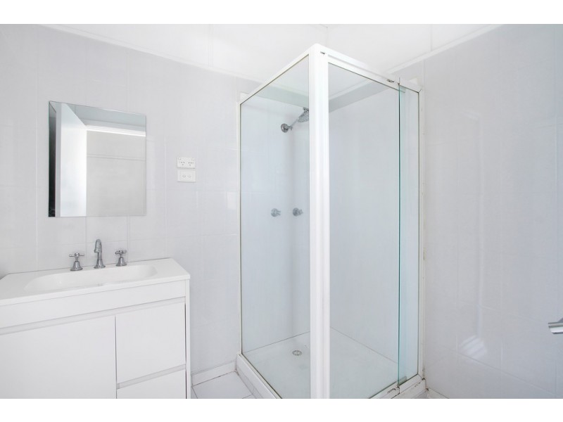 2 Rawson Avenue, North Tamworth NSW 2340