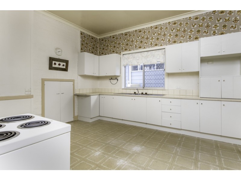 84 Church Street, Tamworth NSW 2340