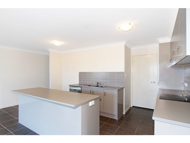 1 Stokes Avenue, Westdale NSW 2340