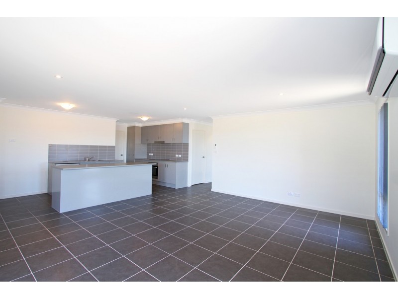 1 Stokes Avenue, Westdale NSW 2340