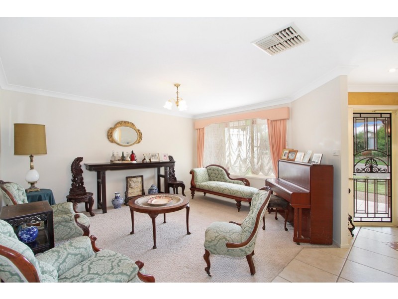 21 Overlanders Way, Tamworth NSW 2340