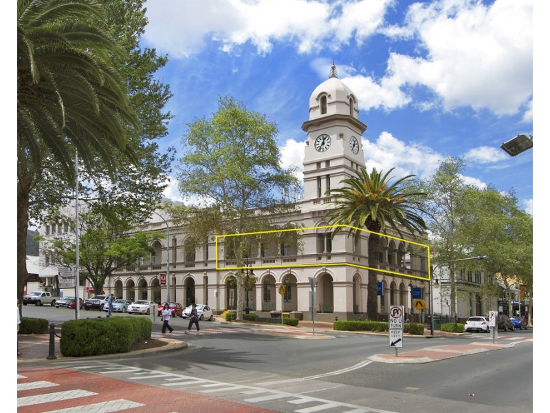Level 1, 402a Peel Street, Tamworth NSW 2340