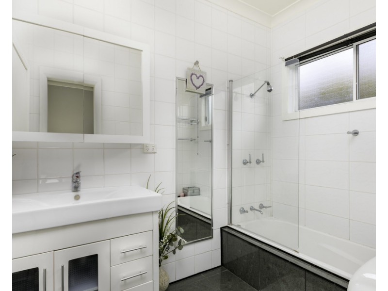 19 Diane Street, Tamworth NSW 2340
