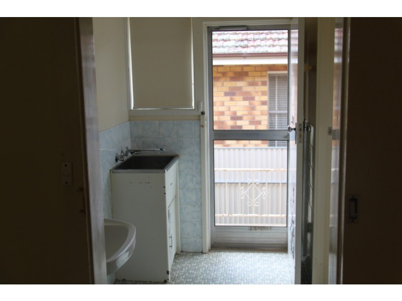 122 Piper Street, Tamworth NSW 2340