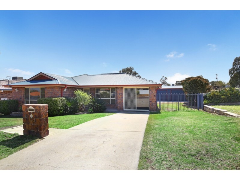113 Glengarvin Drive, Tamworth NSW 2340