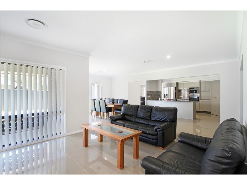 11 Lorikeet Drive, Tamworth NSW 2340