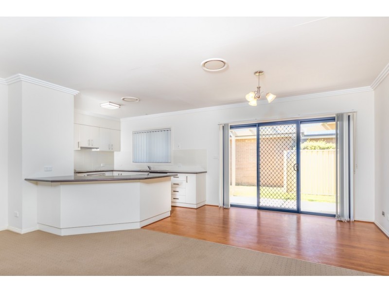 11 Edgeroy Street, Tamworth NSW 2340