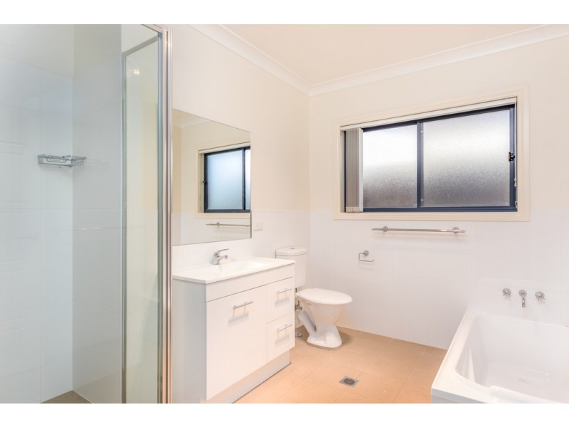 11 Edgeroy Street, Tamworth NSW 2340