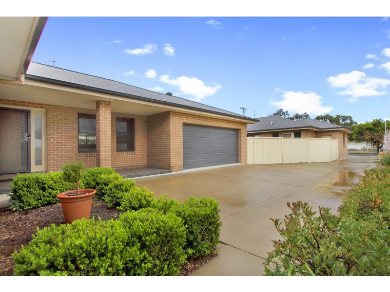 11A Edgeroy Street, Tamworth NSW 2340