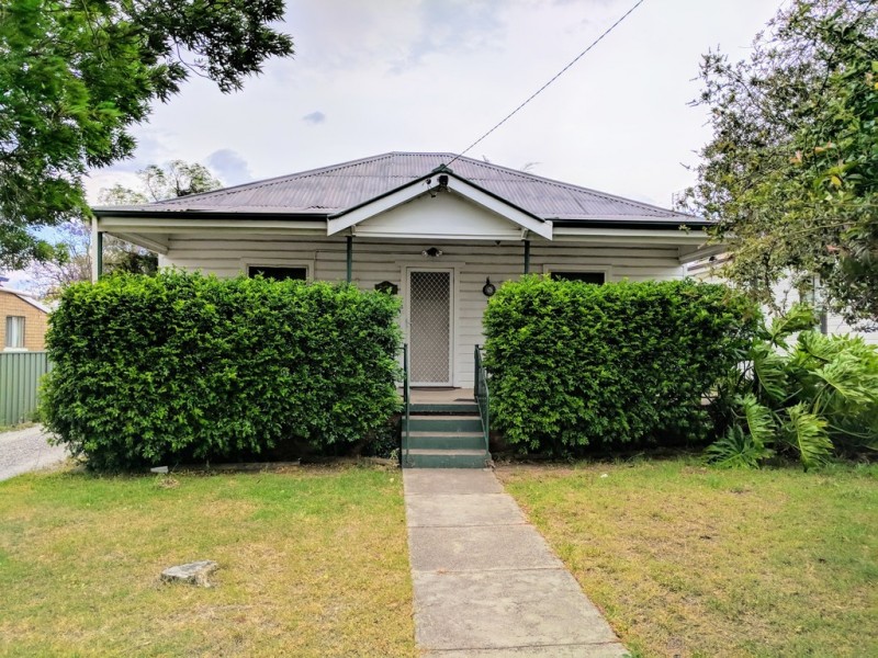 96 Denison Street, Tamworth NSW 2340