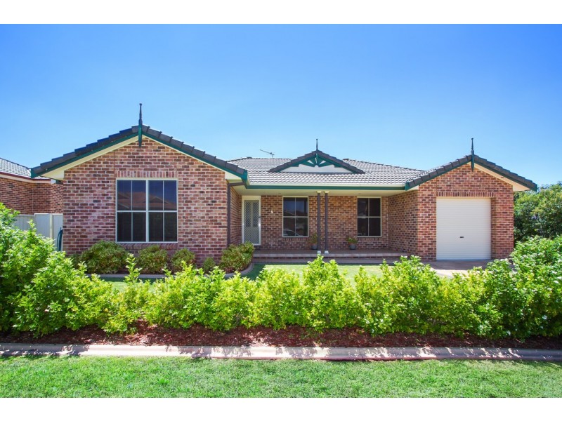 1/4 Bandalong Street, Tamworth NSW 2340