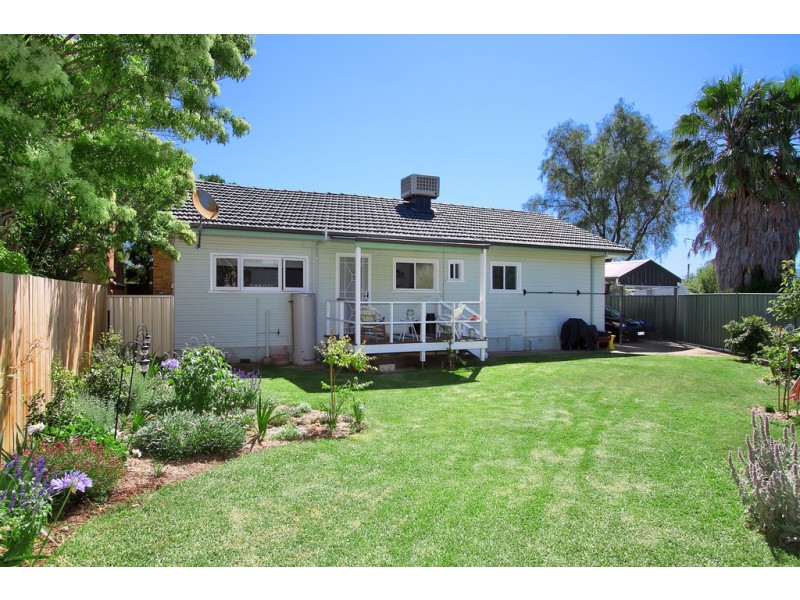 56 Carthage Street, Tamworth NSW 2340