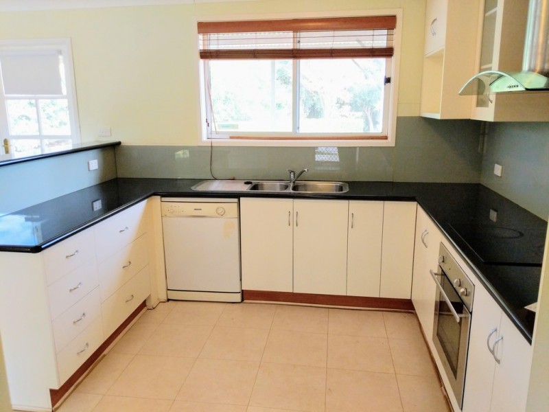 25 Harrier Parade, Calala NSW 2340