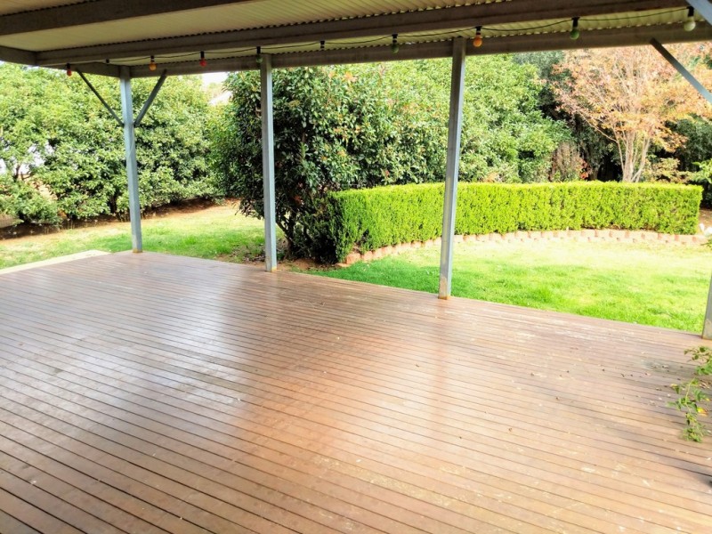 25 Harrier Parade, Calala NSW 2340