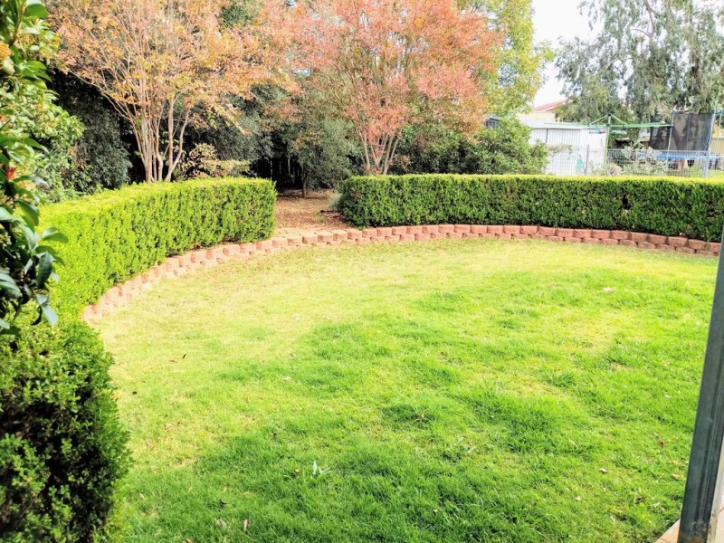 25 Harrier Parade, Calala NSW 2340