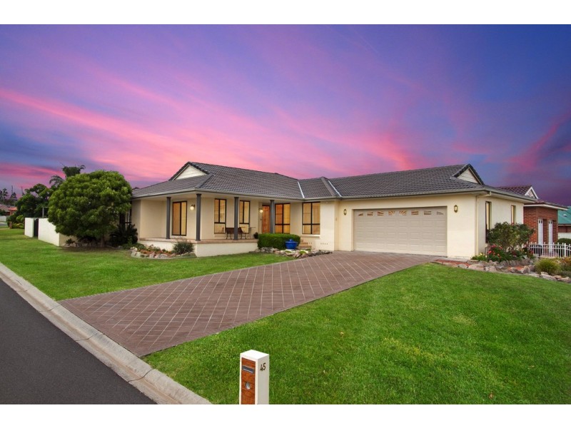 45 Wahroonga Drive, Tamworth NSW 2340