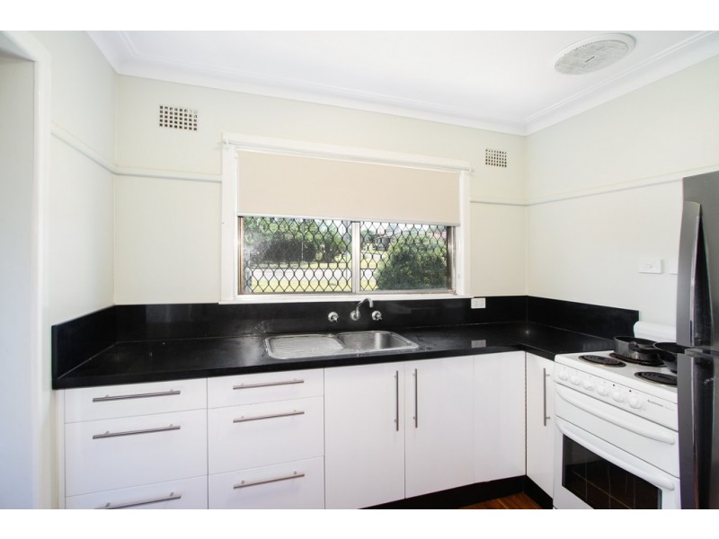 82 Wilburtree Street, Tamworth NSW 2340