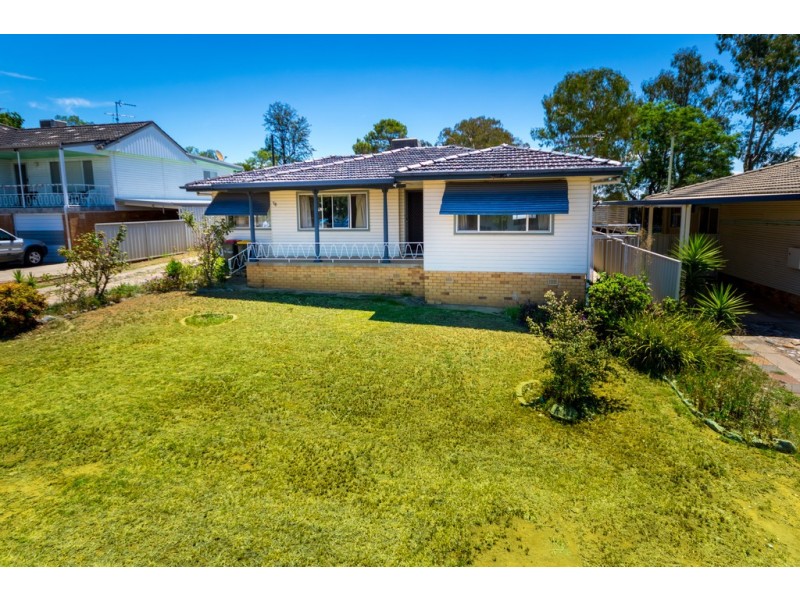 78 Oak Street, Tamworth NSW 2340