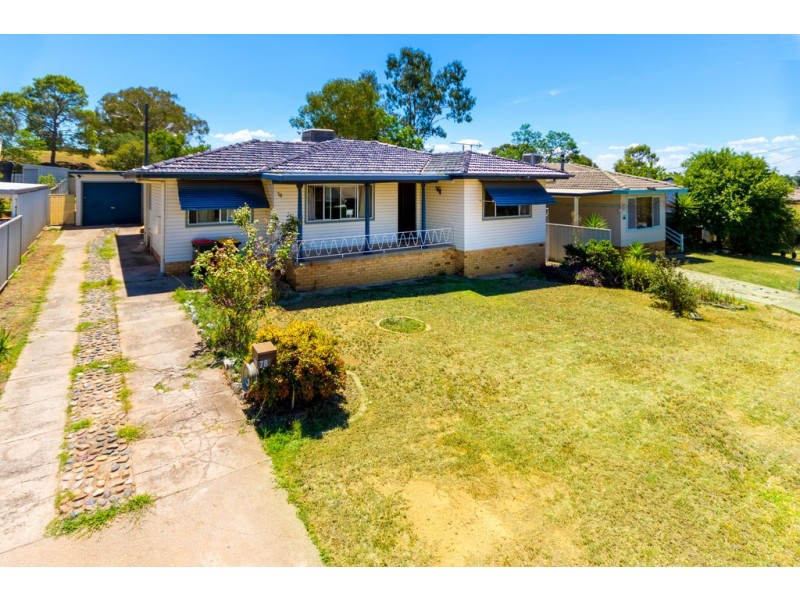 78 Oak Street, Tamworth NSW 2340