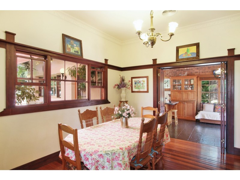 136 Napier Street, Tamworth NSW 2340