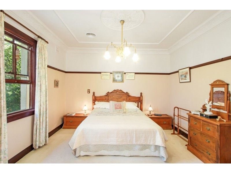 136 Napier Street, Tamworth NSW 2340