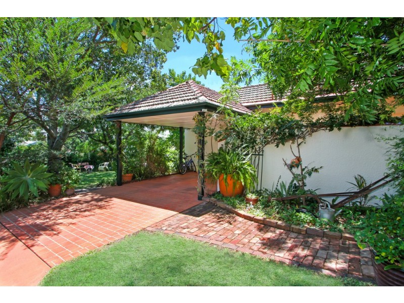 136 Napier Street, Tamworth NSW 2340