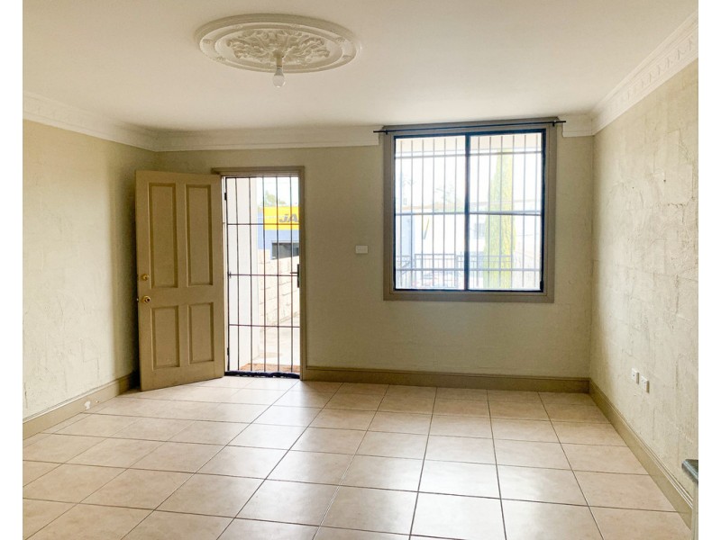 1/253 Peel Street, Tamworth NSW 2340