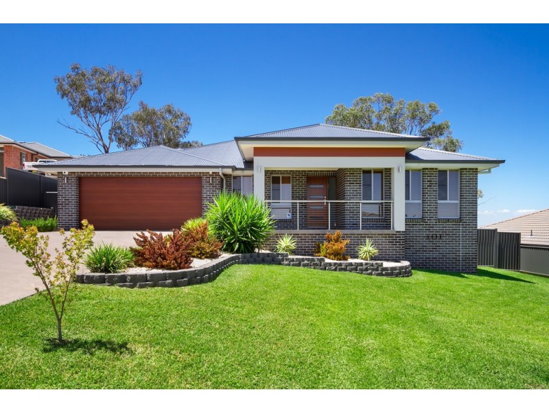 28 Conimbla Crescent, Tamworth NSW 2340