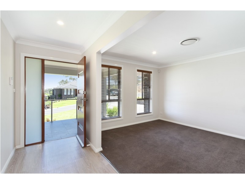 28 Conimbla Crescent, Tamworth NSW 2340