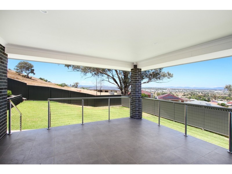 28 Conimbla Crescent, Tamworth NSW 2340