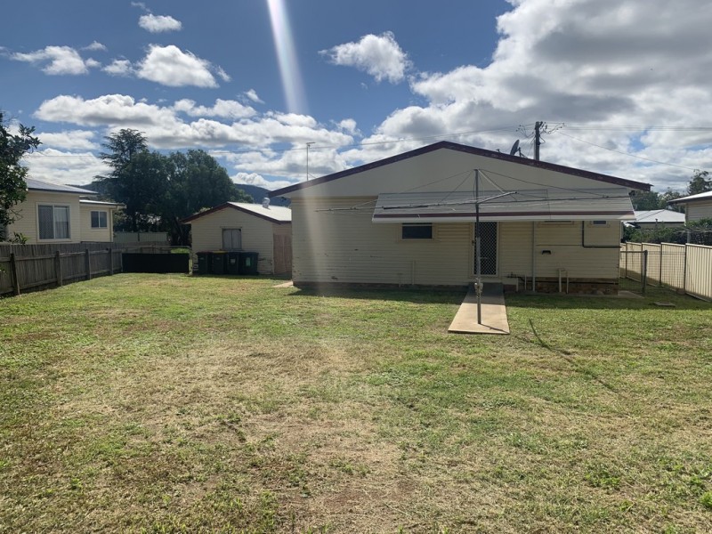 14 Churchill Street, Tamworth NSW 2340