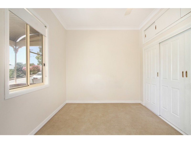 3 Denne Street, Tamworth NSW 2340