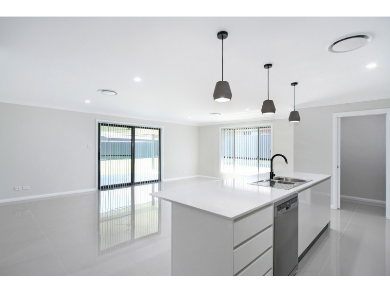 39 Kingham Street, Tamworth NSW 2340