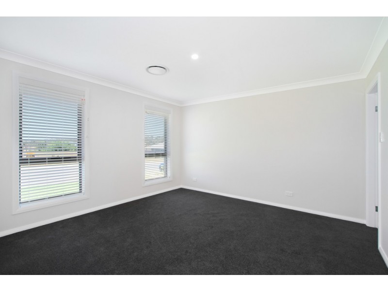 39 Kingham Street, Tamworth NSW 2340