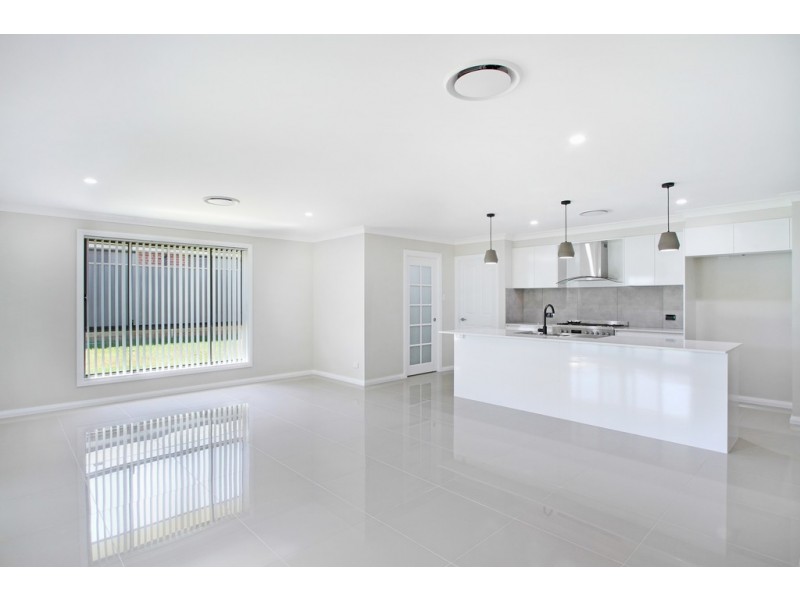 39 Kingham Street, Tamworth NSW 2340