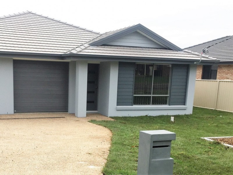 5 Allawah Street, Tamworth NSW 2340