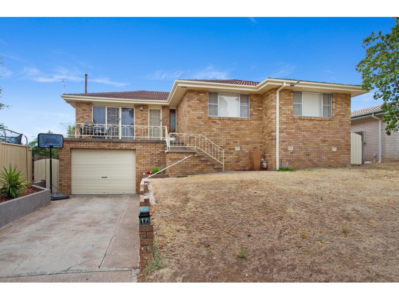 17 Arinya Street, Tamworth NSW 2340