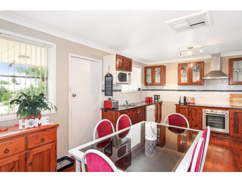 17 Arinya Street, Tamworth NSW 2340